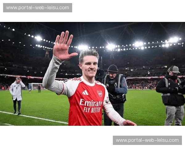 阿森纳厄德高离队传闻持续发酵 莱斯接任队长方案进入内部讨论